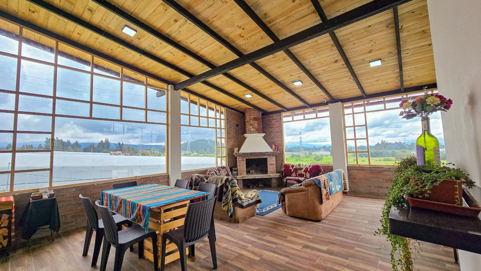 Cuscungo Cotopaxi Hostel & Lodge Chasqui エクステリア 写真