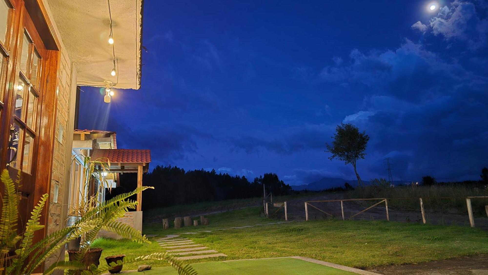 Cuscungo Cotopaxi Hostel & Lodge Chasqui エクステリア 写真